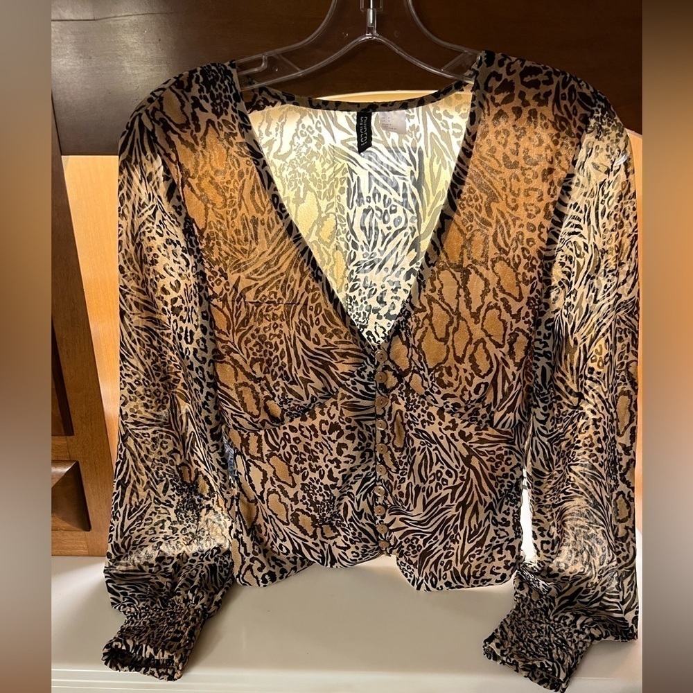 H & M divided cheetah blouse size 2